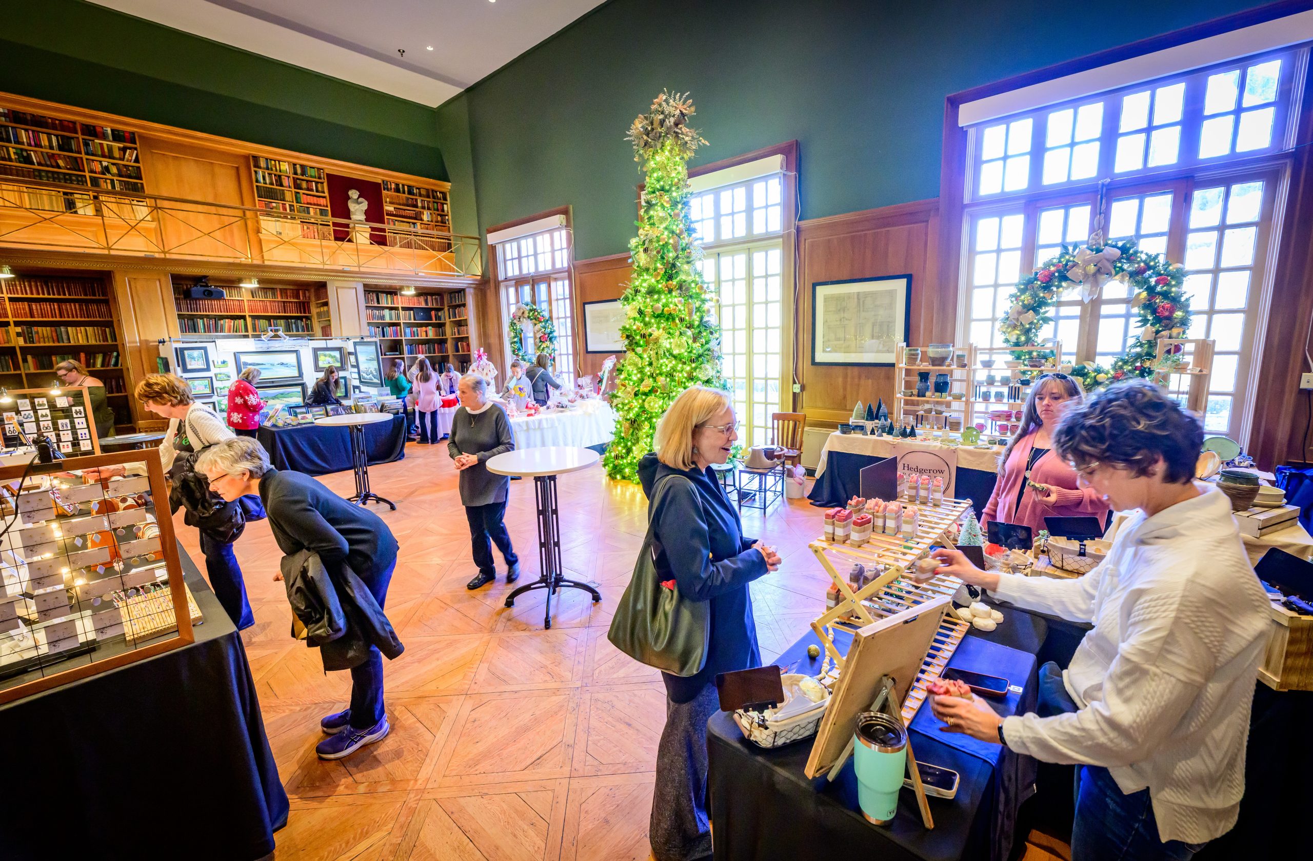 Holiday Showcase Vendors 2025